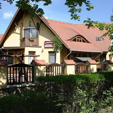 Harmonia Apartmanhaz Hajdúszoboszló Dış mekan fotoğraf