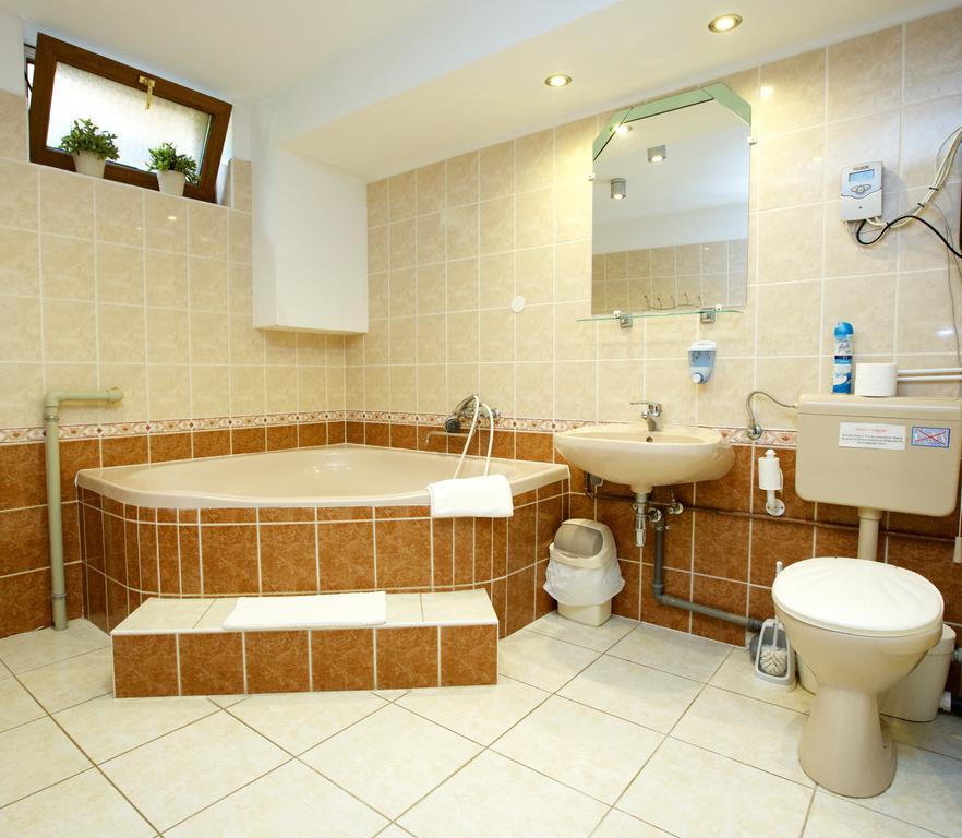Harmonia Apartmanhaz Hajdúszoboszló Dış mekan fotoğraf