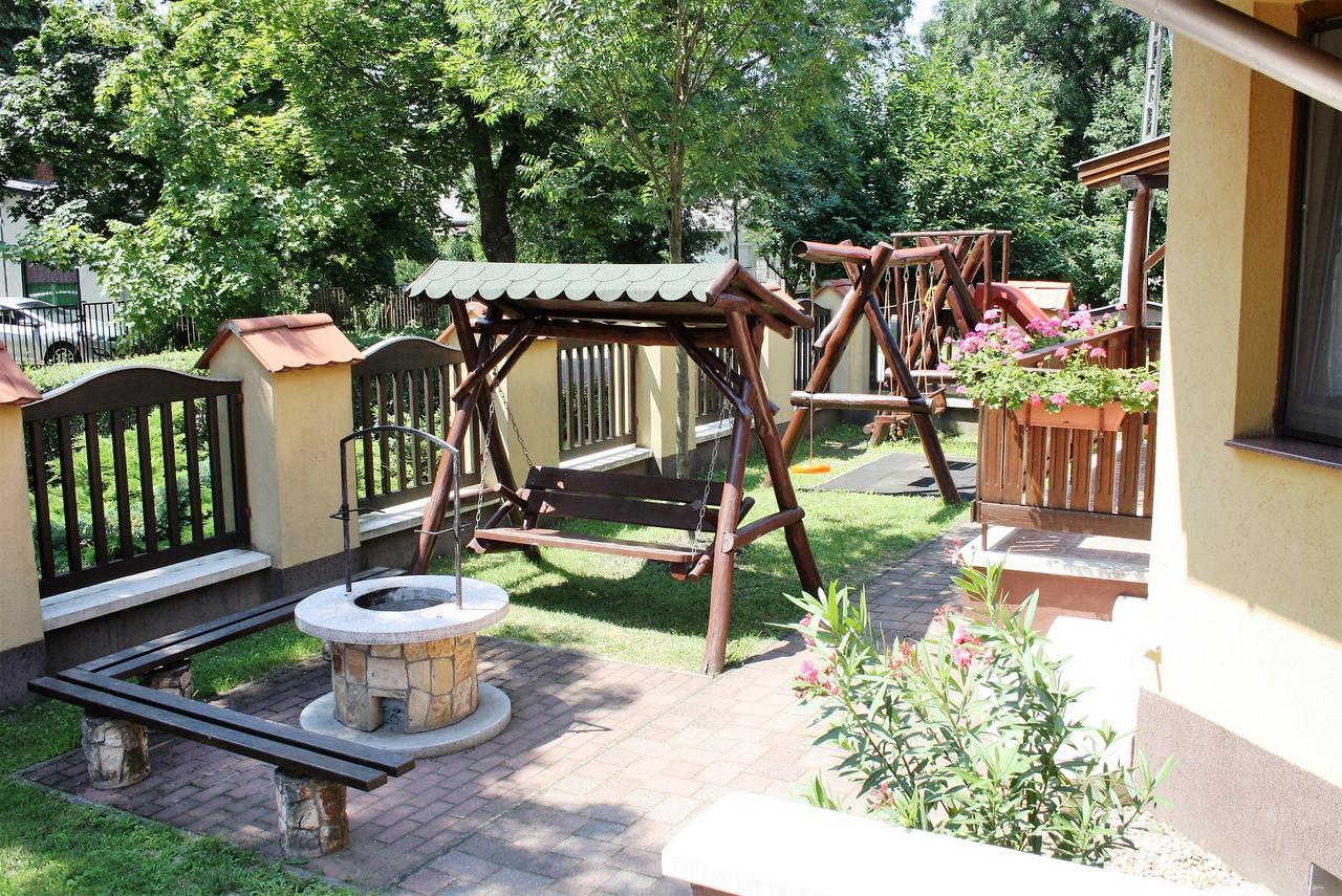 Harmonia Apartmanhaz Hajdúszoboszló Dış mekan fotoğraf